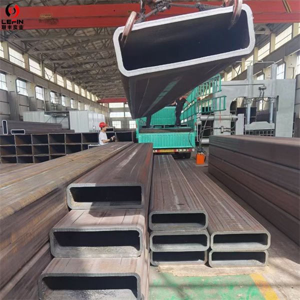 Rectangle Pipe China factory 008615122519420